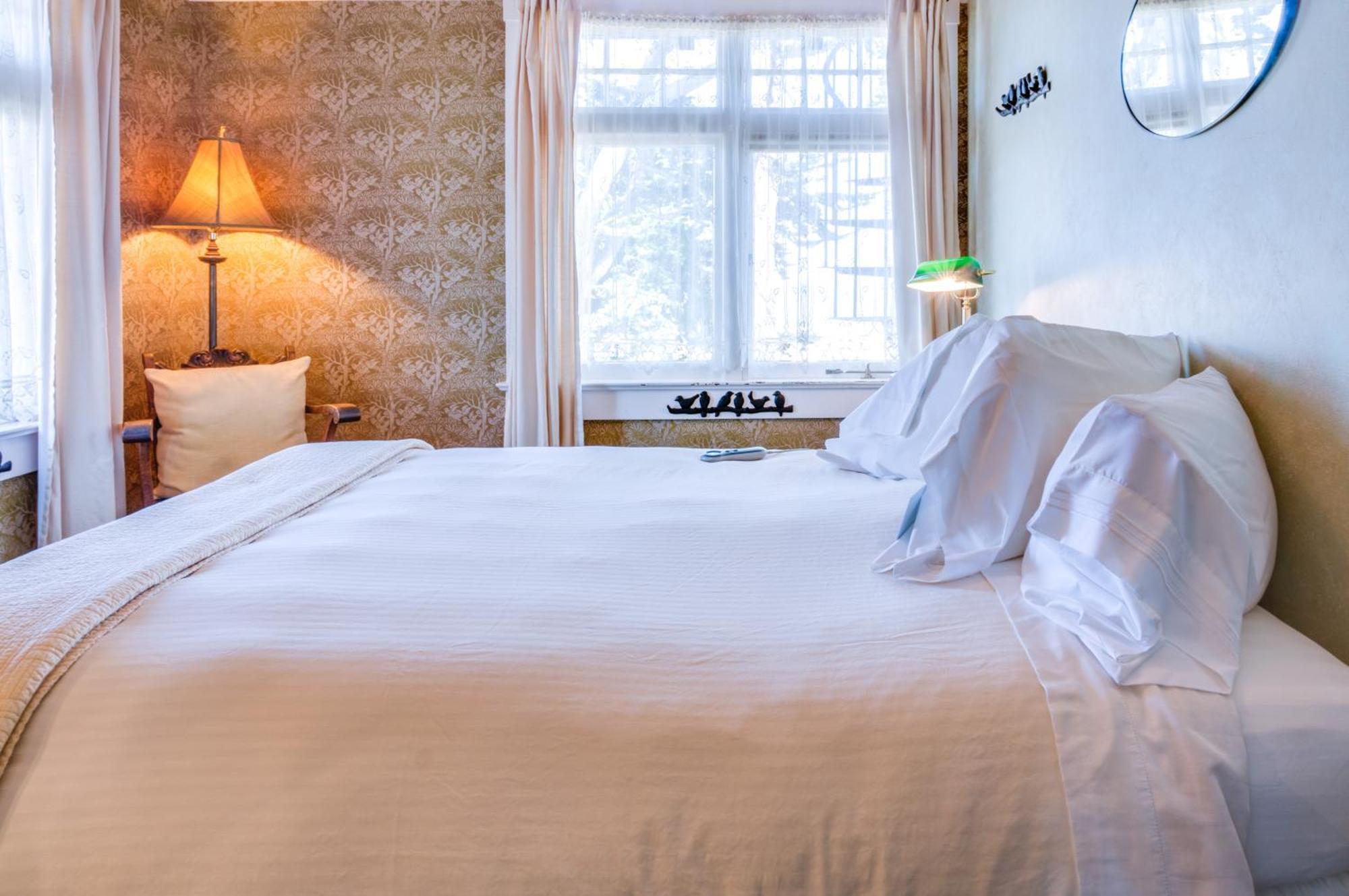 The Jabberwock Bed & Breakfast Monterey Phòng bức ảnh